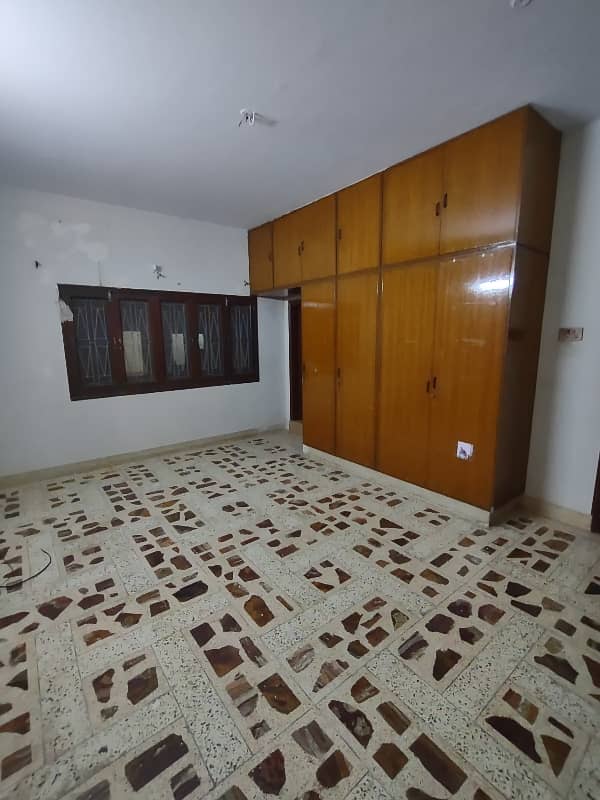 WELL MAINTAINED UPPER PORTION 1