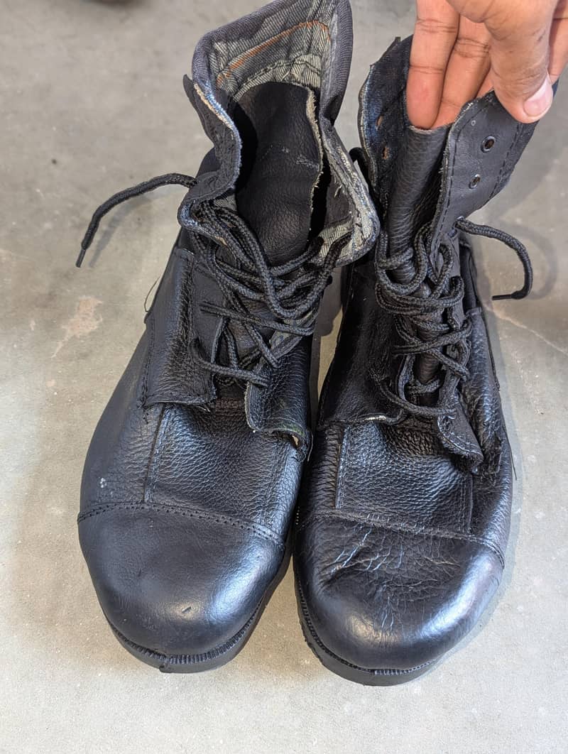 security guard shoes 1