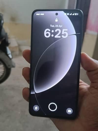 Realme 12_ 8+8/256