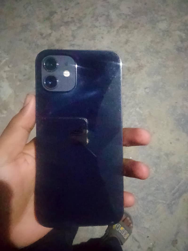 Apple iPhone 12 1