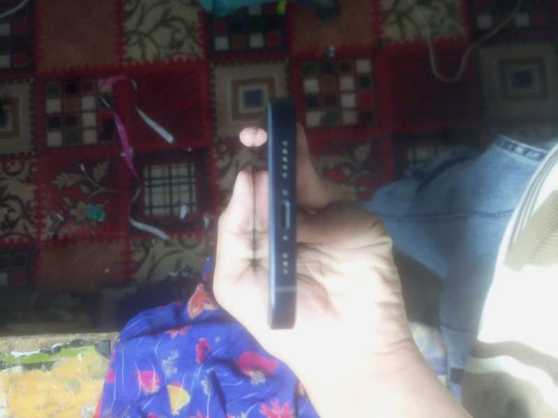 Apple iPhone 12 2
