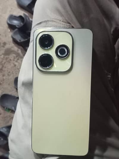 Infinix Hot 40i