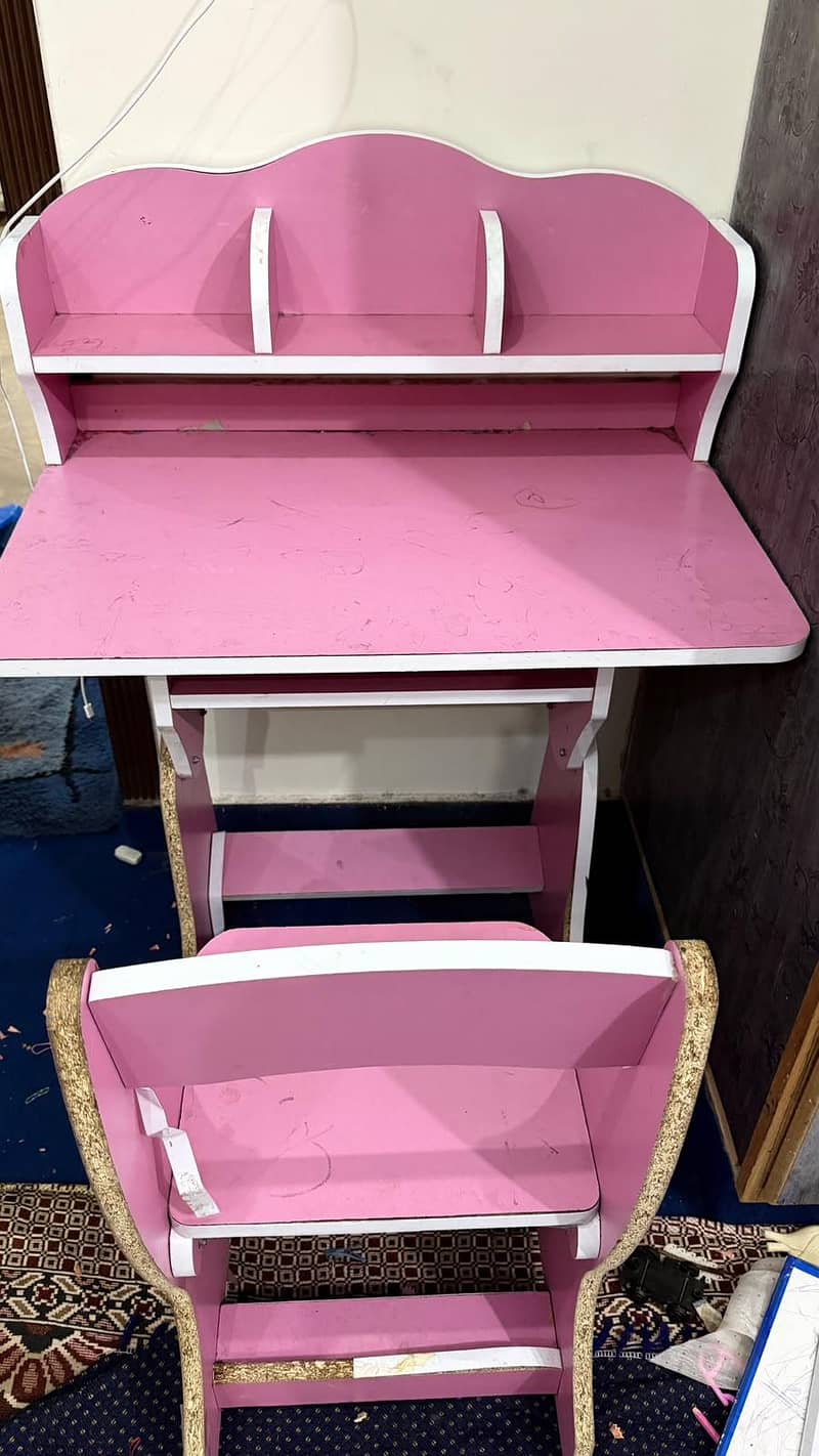 study table 0