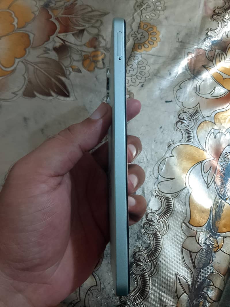 Realme Note 60x 2