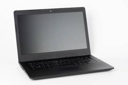 Dell Core i5 7th Gen Laptop– 8GB RAM, 256GB SSD urgent sale 1 hand use