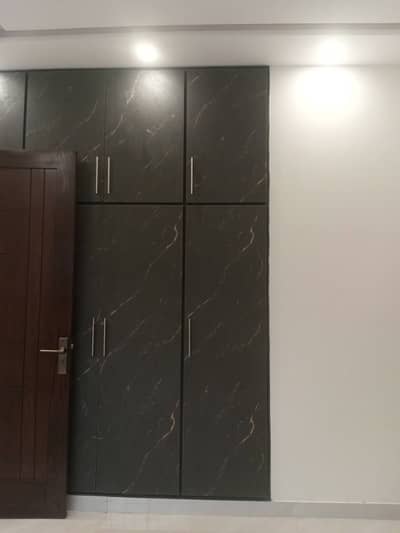 1 BED NON FURNISHED APRTMENT FOR RENT IN BAHRIA TOWN LAHORE