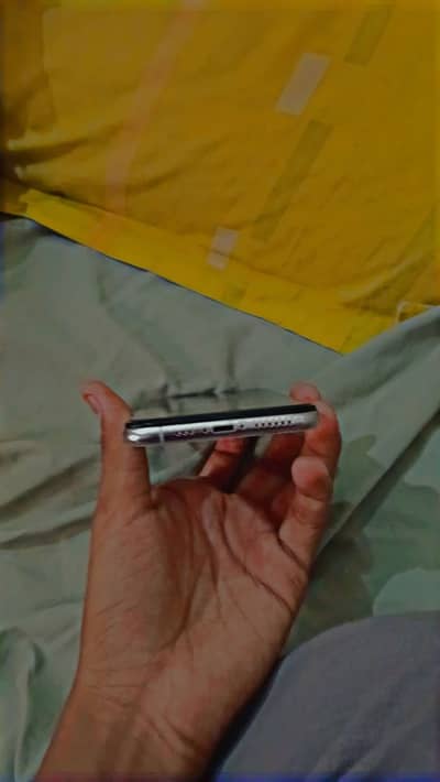 Apple iPhone XS
