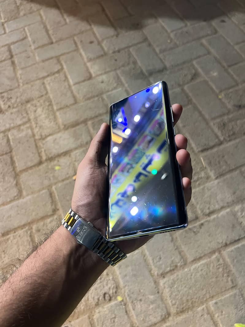 Tecno CAMON 30S 1