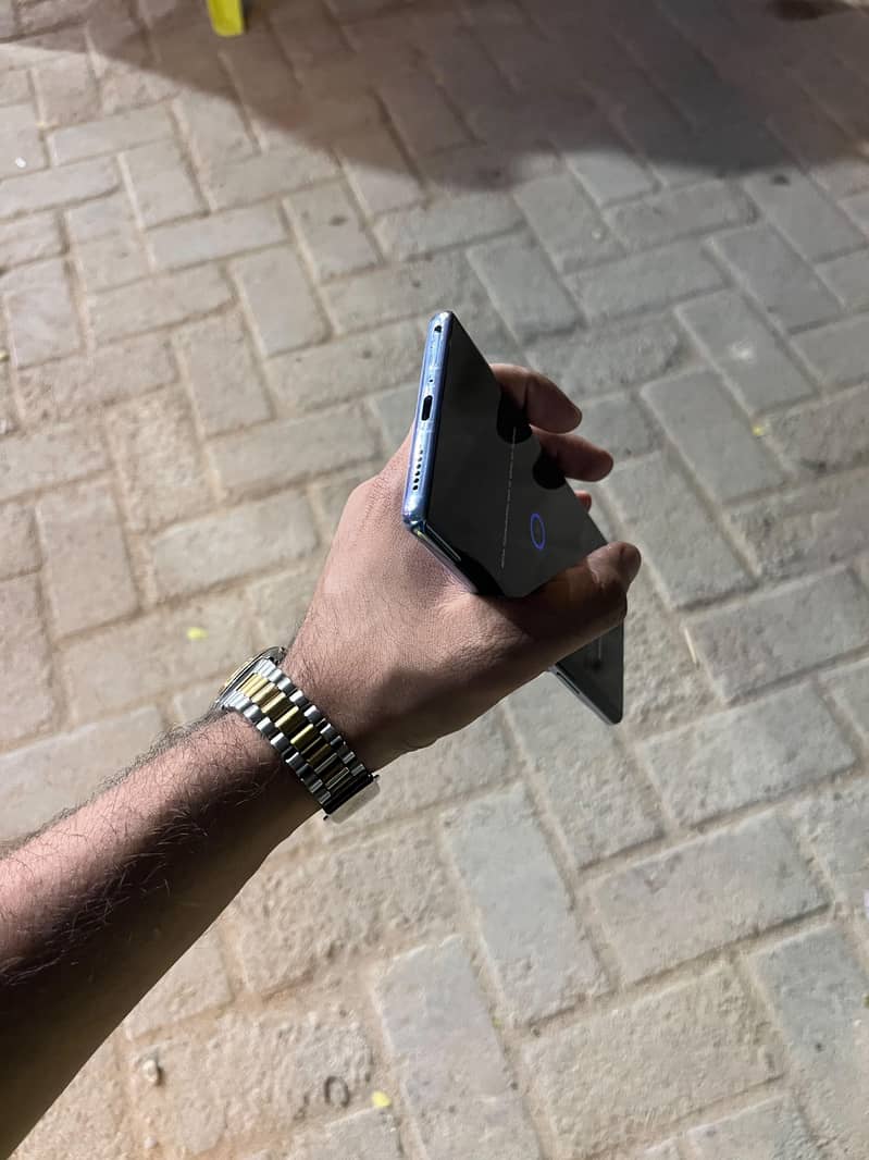 Tecno CAMON 30S 3