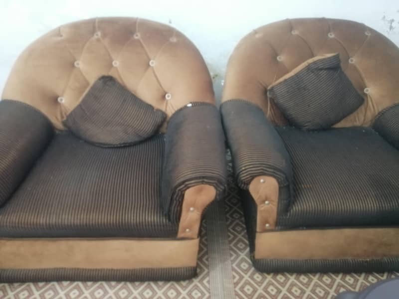 5 seater sofa set. 1