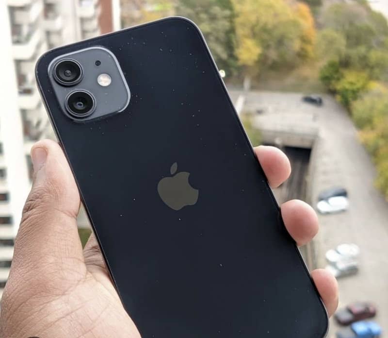 iPhone 12 1