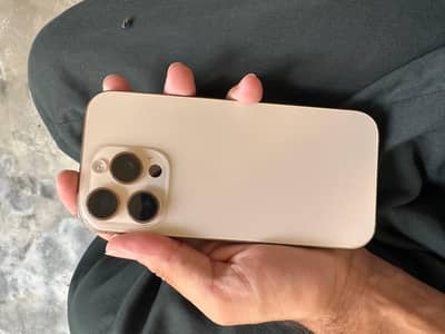 Apple iPhone 16 Pro