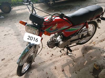 Honda 70CD 2016 model  0306-4046806