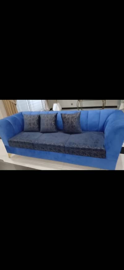 Excellent Condition almost brand new +3+1+1 seater sofa set