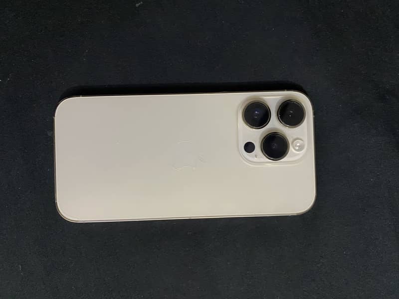 Apple iPhone 14 Pro 1
