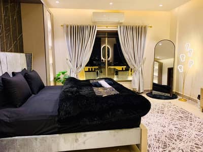 1 BED FURNISHED APRTMENT FOR RENT IN BAHRIA TOWN LAHORE