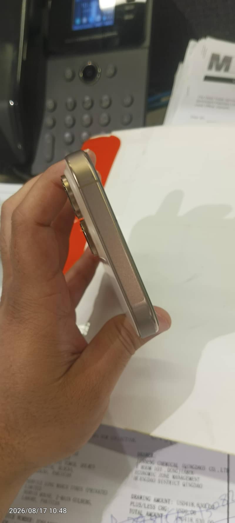 Apple iPhone 16 Pro Max 3