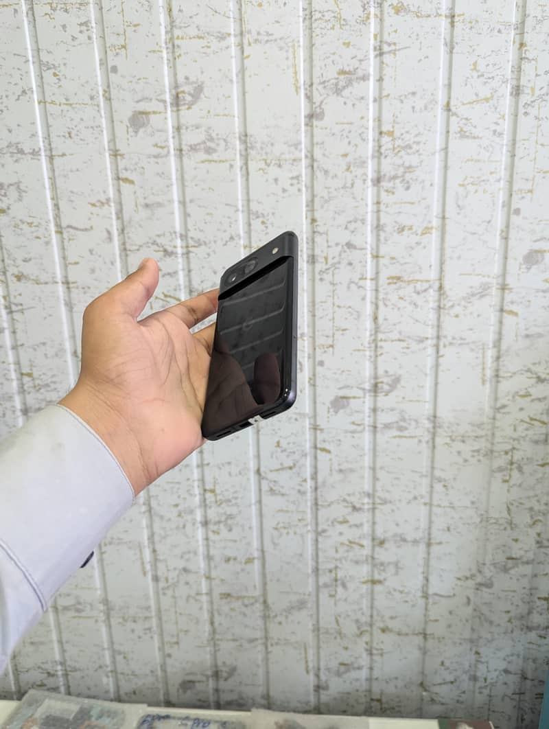 Google Pixel 8 1