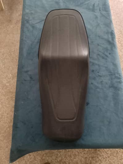 Honda CD 70 seat + handle + unnion star shak+ carburetor