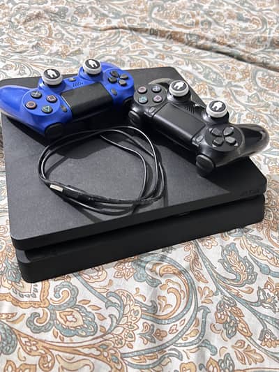 PS4 Slim Jailbroken  | 2TB Storage | 2 Original Controllers