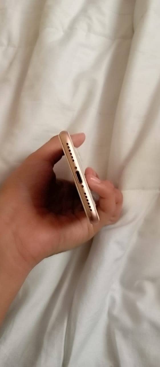 Apple iPhone 8 2