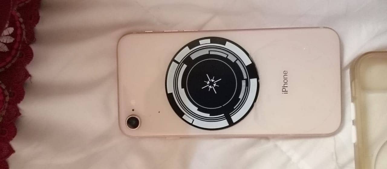 Apple iPhone 8 5