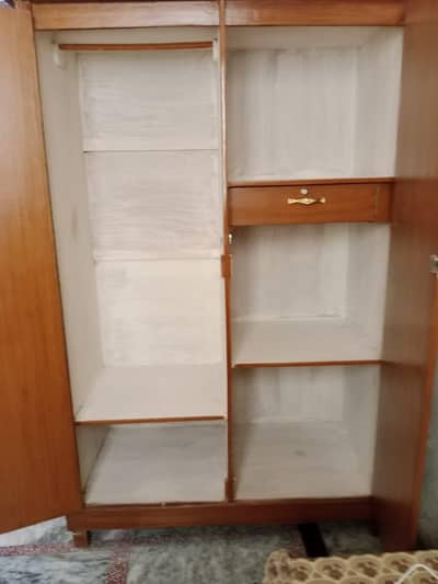 Soting Almari 2 Door For Sale