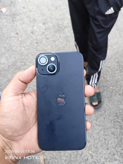 Apple iPhone 13