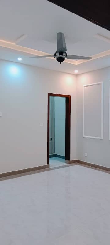 6 Marla Designer Brand New House for sale Gullriaz phase 3