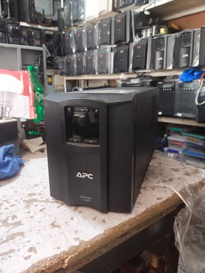 APC SMART UPS SMC1000I With Internal New Dry Batteries