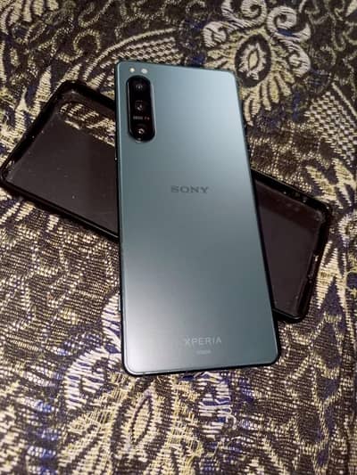 Sony Xperia 5 IV — Original Set | 10/10 Condition | Water Pack