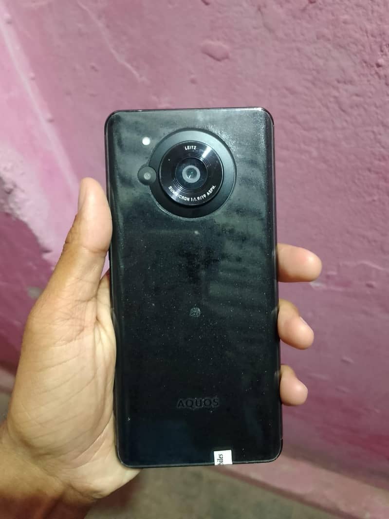 Aqua sharp  r7 0