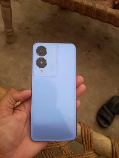 Vivo Y17s