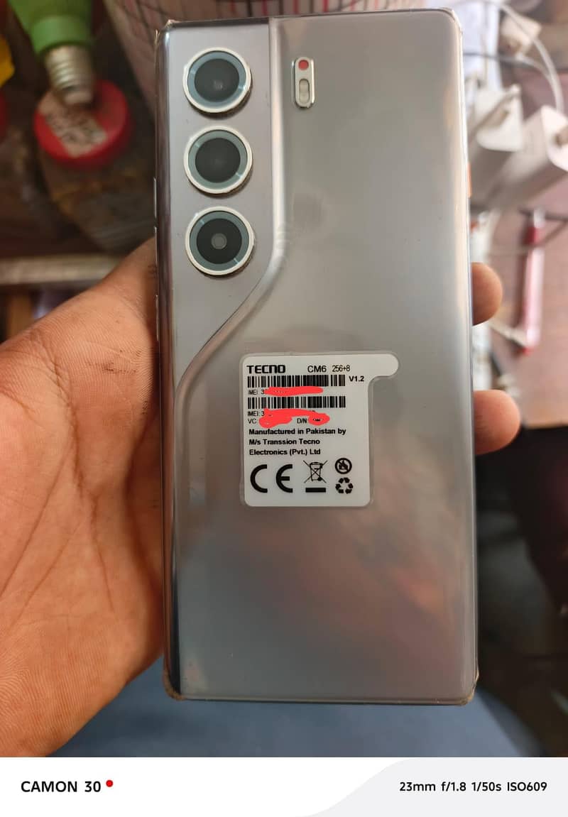 Tecno CAMON 40 Pro 4
