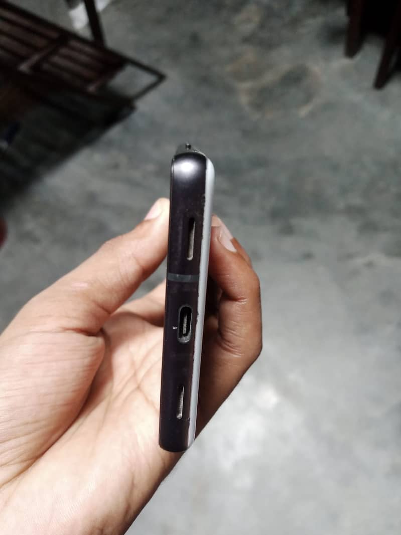 Google Pixel 7a 3