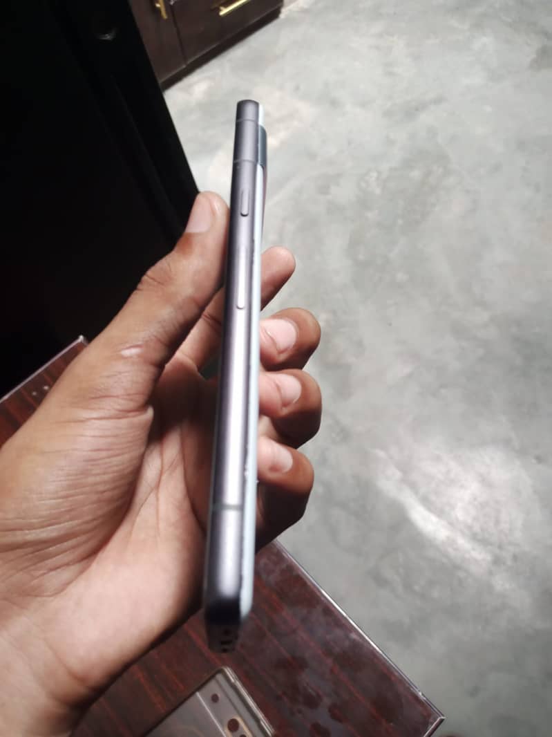 Google Pixel 7a 4