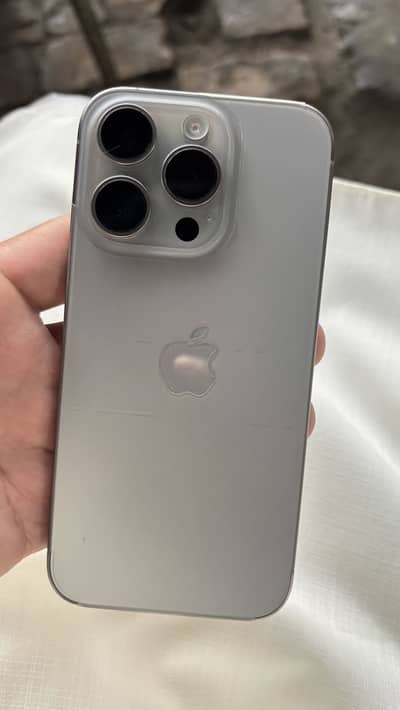 Apple iPhone 15 Pro