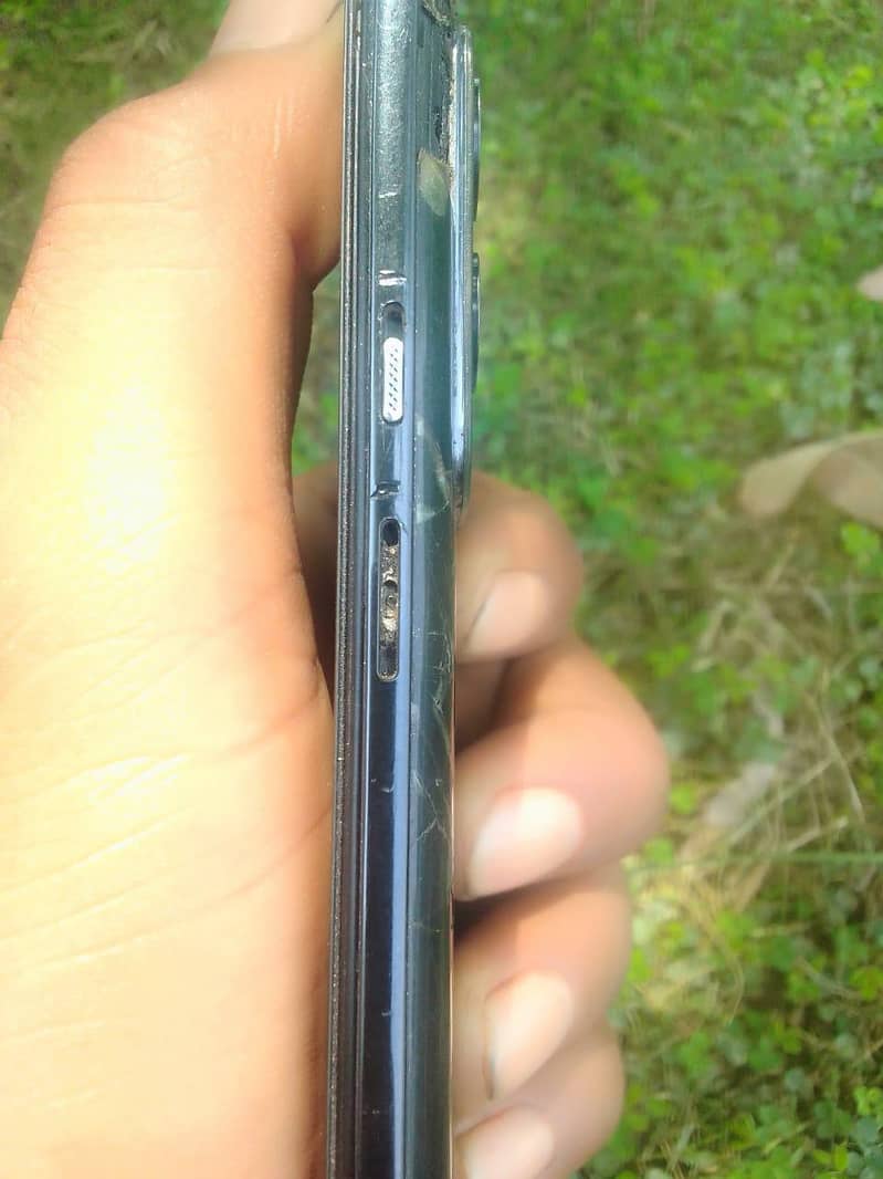 One Plus 9 Pro 5