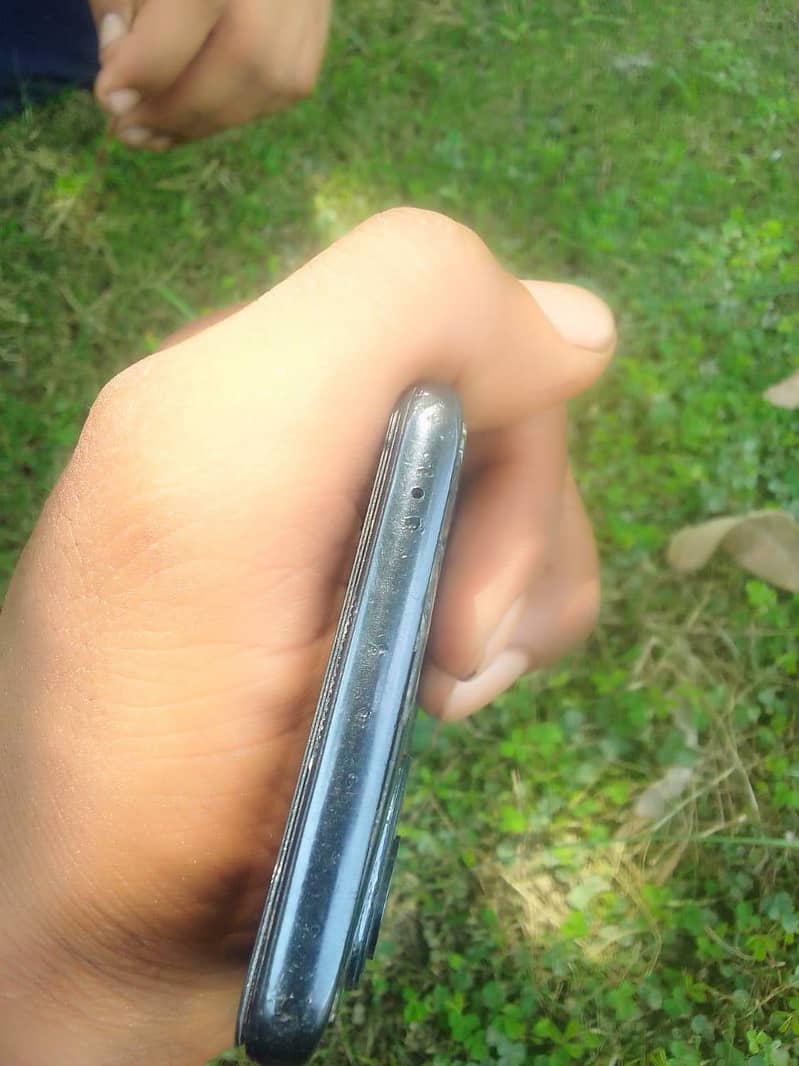 One Plus 9 Pro 6