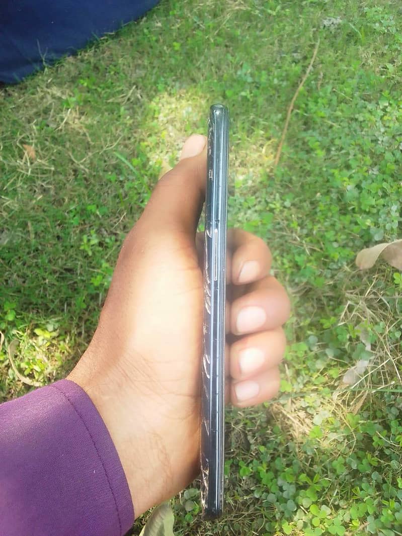 One Plus 9 Pro 7