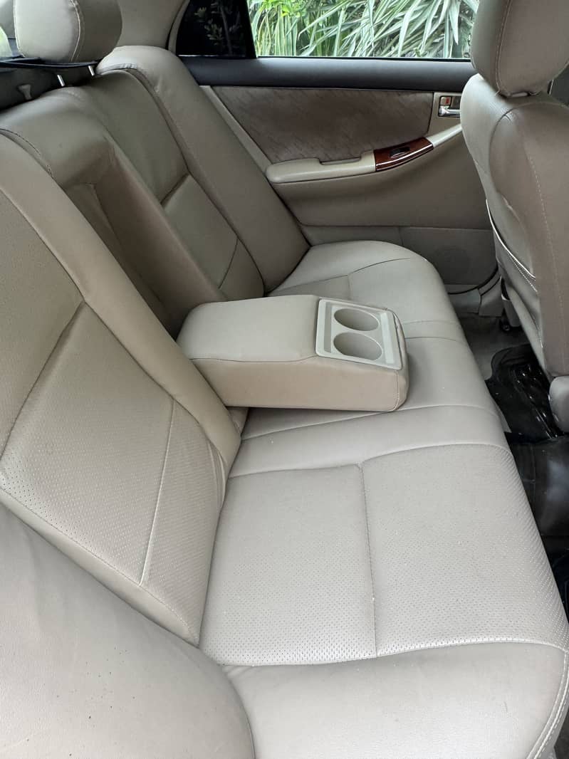 Altis 2005 auto 1