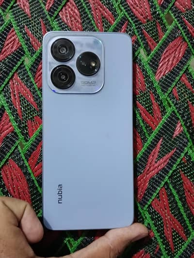 ZTENubia V60 Ram 6+10.16 GB 256