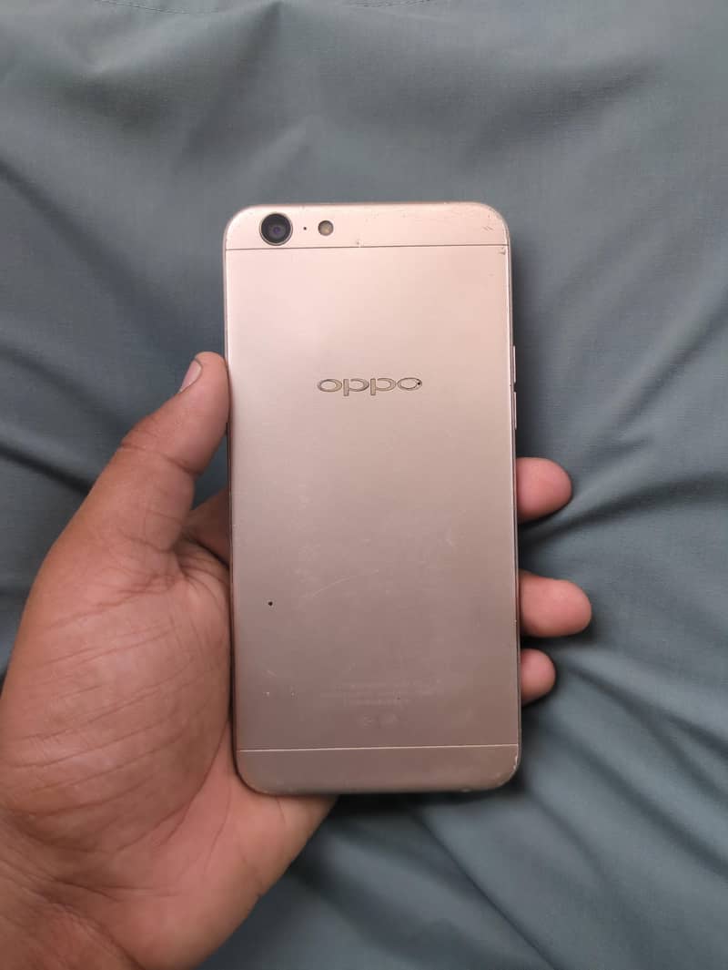 OPPO A57 1