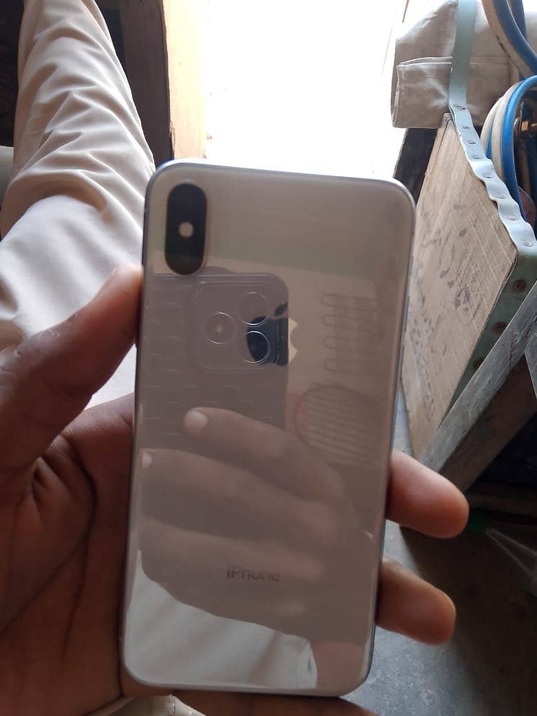 Apple iPhone X 0