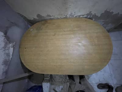 Wooden Oval Table – Good Condition