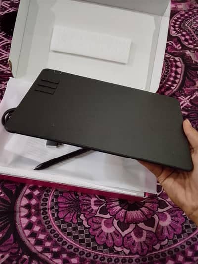 T605 Graphic Tablet for Designing