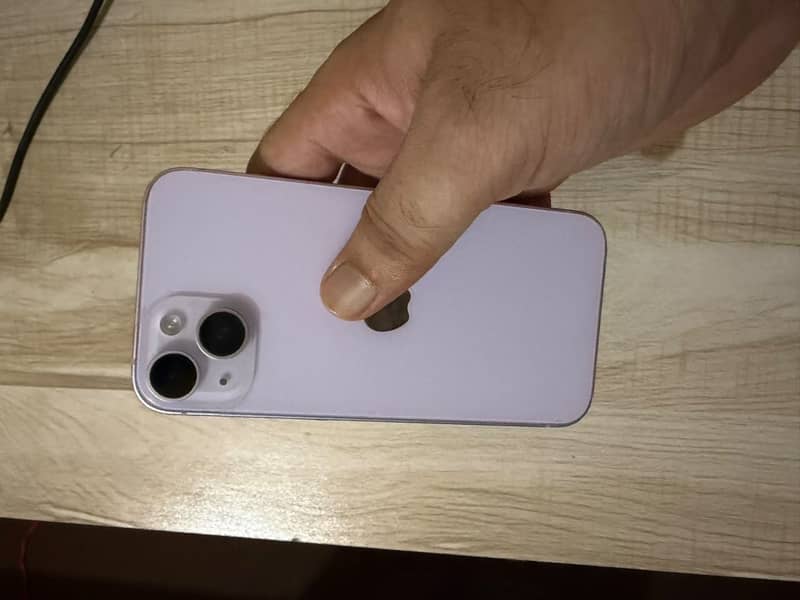 Apple iPhone 14 2