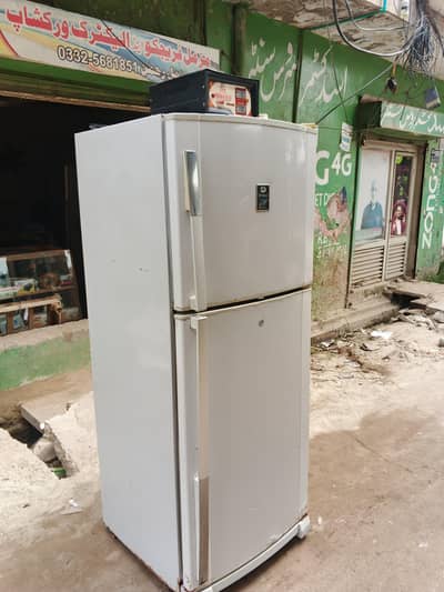 Dawlance company good  condition good cooling
