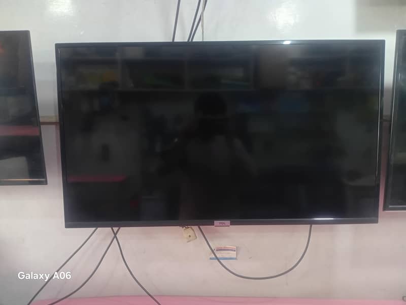 TCl original android  led 1