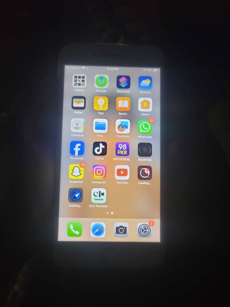 Apple iPhone 8 Plus 3